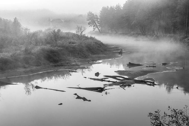 Туман на рекеphoto preview