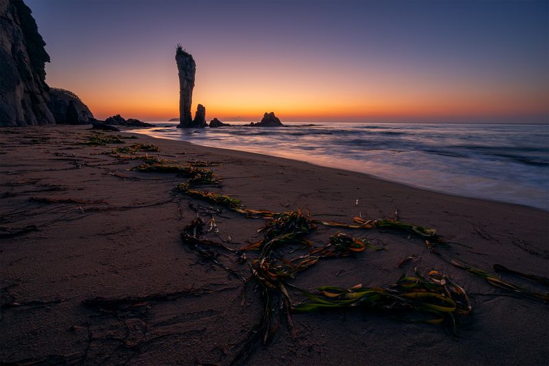 Приморье, Тачингоуза, Владивосток, Приморский край, Японское море Бухта Тачингоуза на рассветеphoto preview