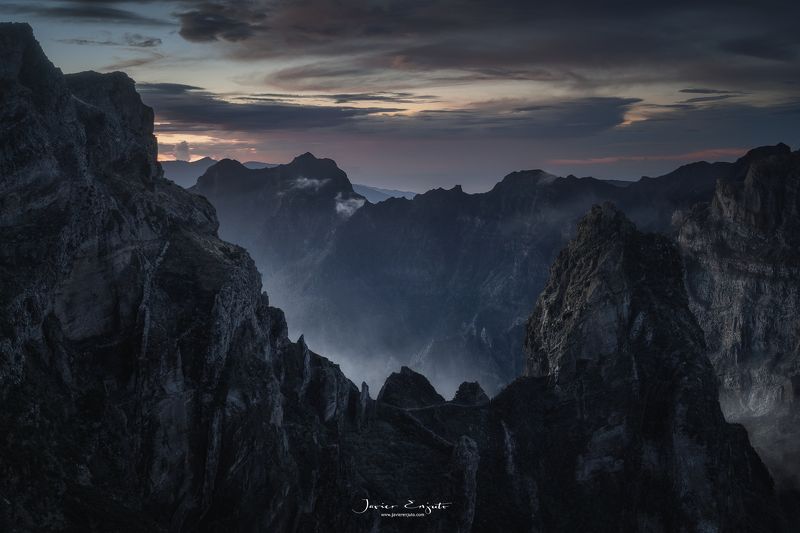 #landscape #fineart #mood #bluehour #mountain Madeiraphoto preview