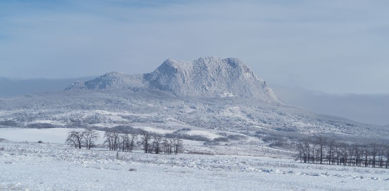Россия, Ставропольский край, гора Развалка, Спящий Лев, Железноводск,  Ставропольский край под снегомphoto preview