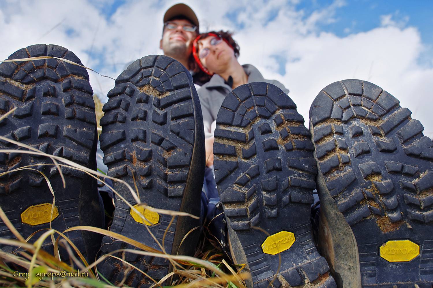 Умаялись.... Автор: Сергей Павлов горы туристы привал, Сергей Павлов