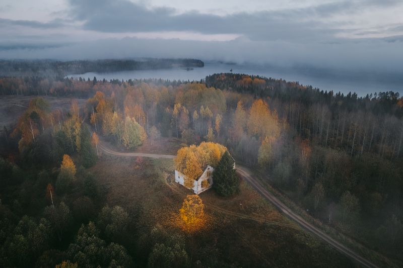 заброшенное, заброшка, заброс, ладога, ладожскоеозеро, шхеры, ладожскиешхеры, карелия, сортавала, рускеала Здание заброшенной финской школыphoto preview