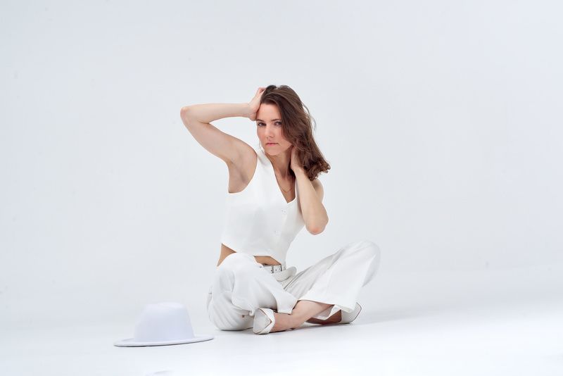 Beautiful girlphoto preview