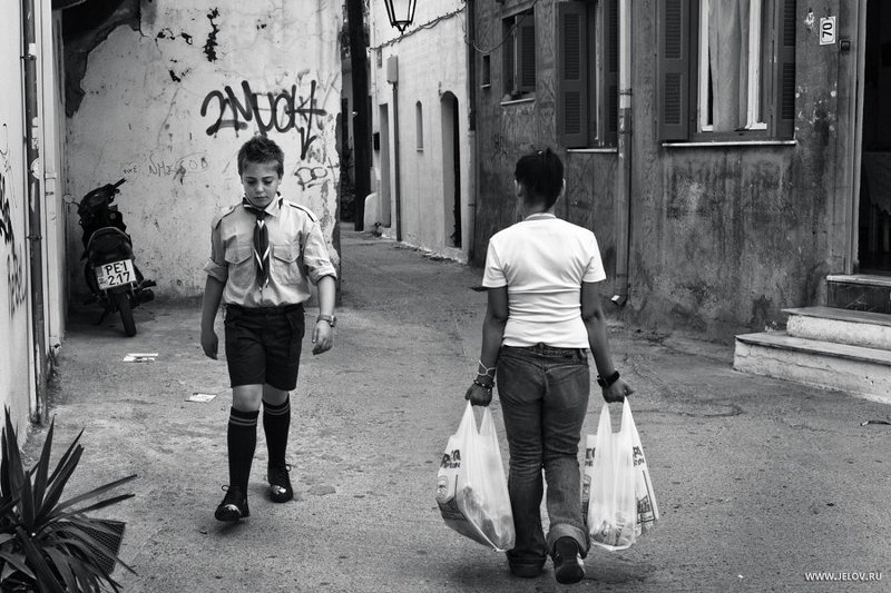 греческий школьникphoto preview