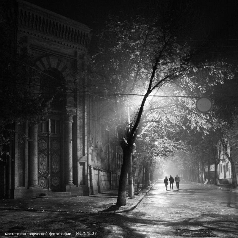 три другаphoto preview