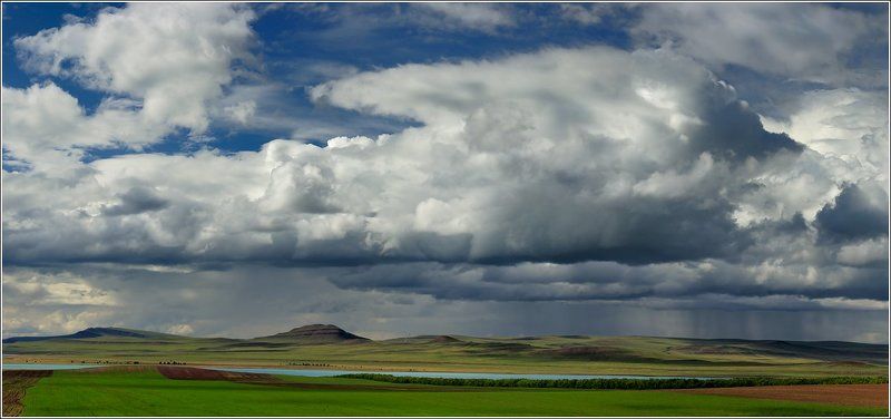 беле, белё, большой, восточная, голубой, горы, гроза, дождь, желтый, зеленый, земля, облака, озеро, пашня, пейзаж, поле, природа, путешествия, серый, сибирь, синий, степь, тучи, хакасия, холмы Гроза в степиphoto preview