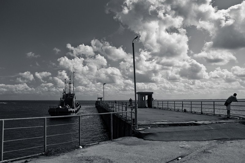 кронштадт, причал, люди, корабль Причалphoto preview