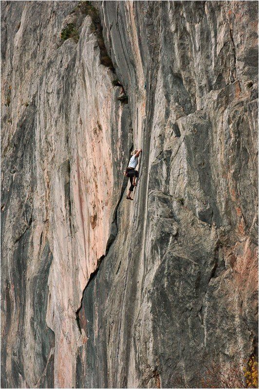 крым, сарыч, кленовы лист. сложная 7а+ Кленовый листphoto preview