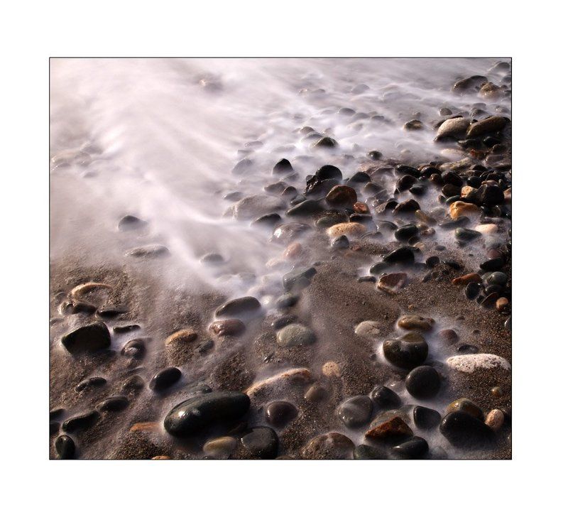 вдыхая запах моря и камней...photo preview