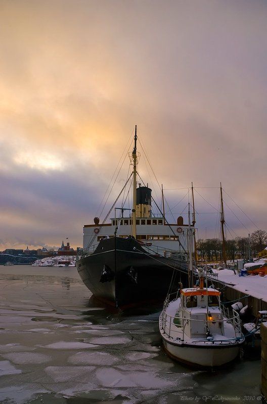 корабль, небо, стокгольм Младший братphoto preview