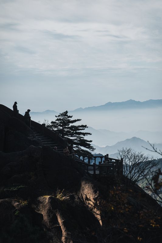 above the cloudsphoto preview