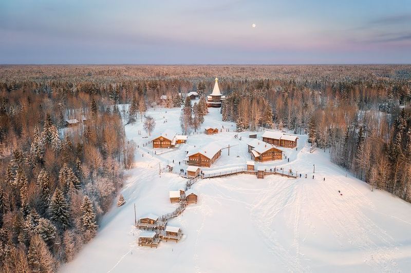 Зимний вечер в Малых Корелахphoto preview
