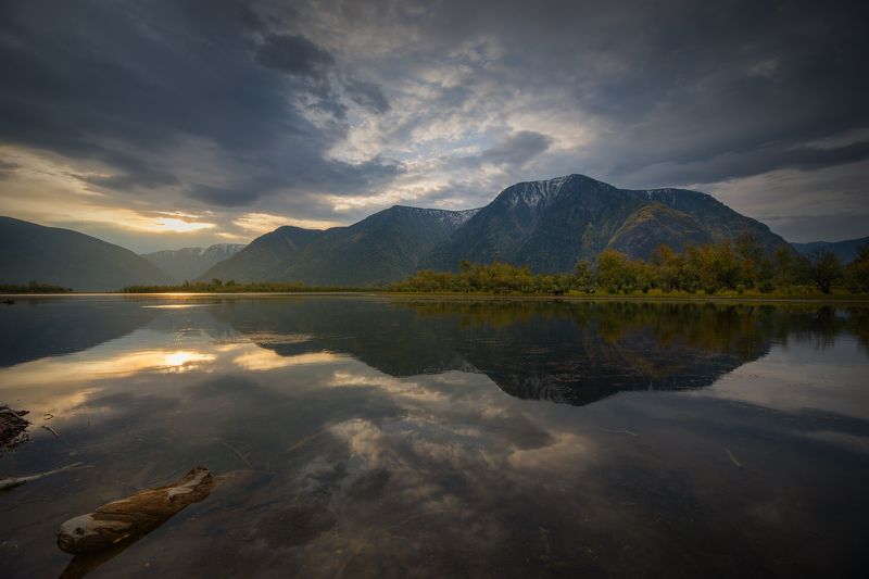 Телецкое озеро, Горный Алтайphoto preview