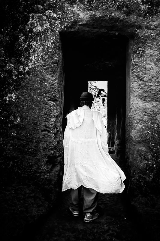 Белые одеждыphoto preview