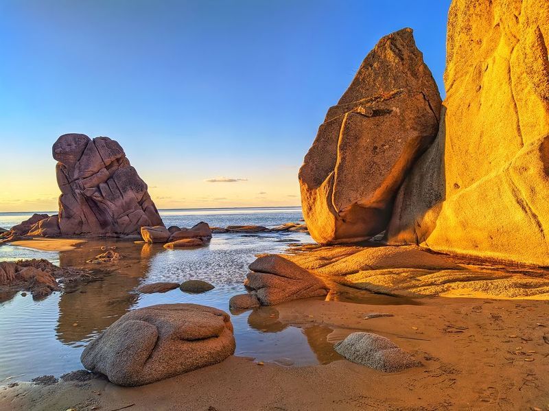 Утро у моряphoto preview