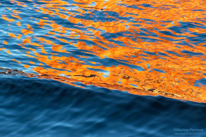 абстракция, акваабстракция, акваграфика, отражение на воде, красивая вода, волна, концептуальное, отражения на реке фонтанке. Противостояние...photo preview