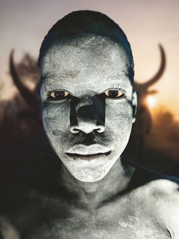 Mundari devilphoto preview