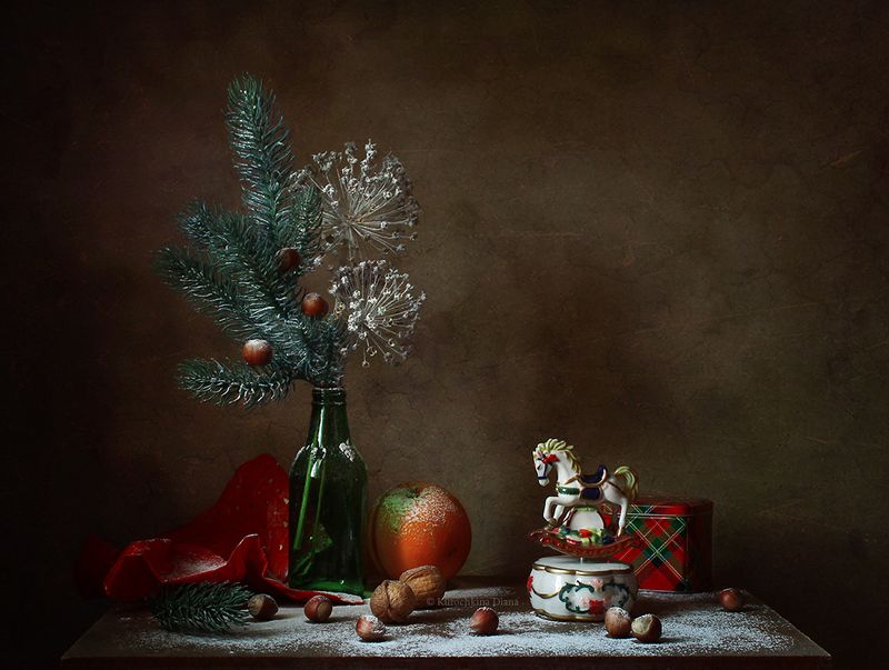 натюрморт, зима, музыкальная лошадка с музыкальной лошадкой фото превью