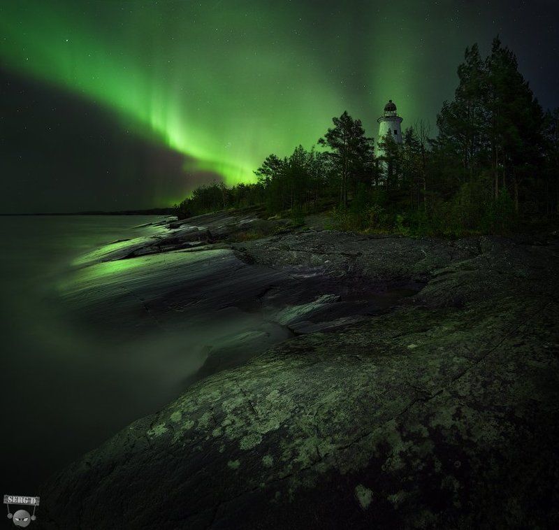 Маяк на мысу Бесов нос, Онежское озероphoto preview