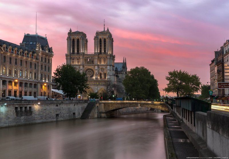 Нотр-Дам, Нотр-Дам де Пари, утро, Париж, Франция, Notre-Dame de Paris, morning, Paris, France, романов Нотр-Дам де Пари утромphoto preview