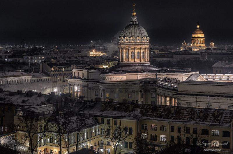 городской пейзаж, архитектура, соборы, архитектура Санкт-Петербурга Ночной Санкт-Петербург, вид на Казанский и Исаакиевский соборы.photo preview