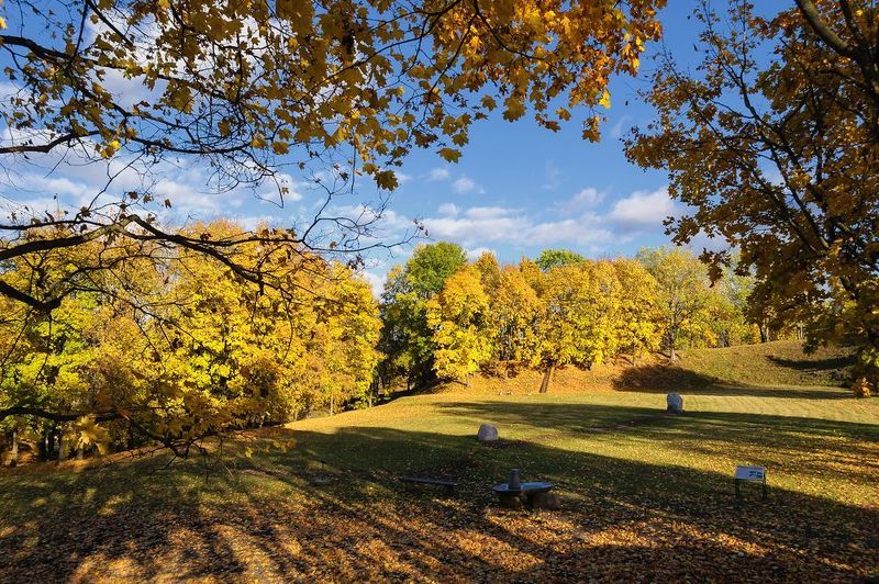 осень небо облака городище менск история пейзаж  фото превью