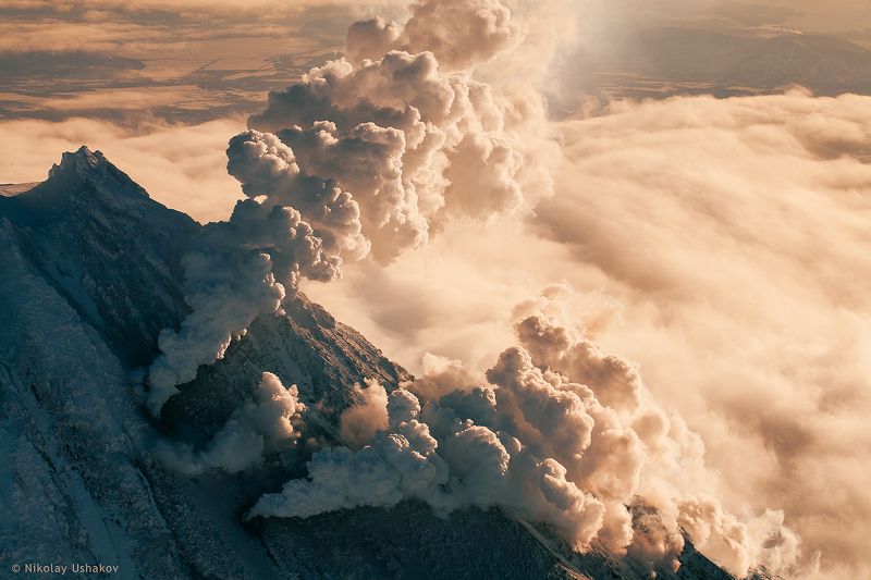 Камчатка, вулканы, облака Фабрика облаковphoto preview