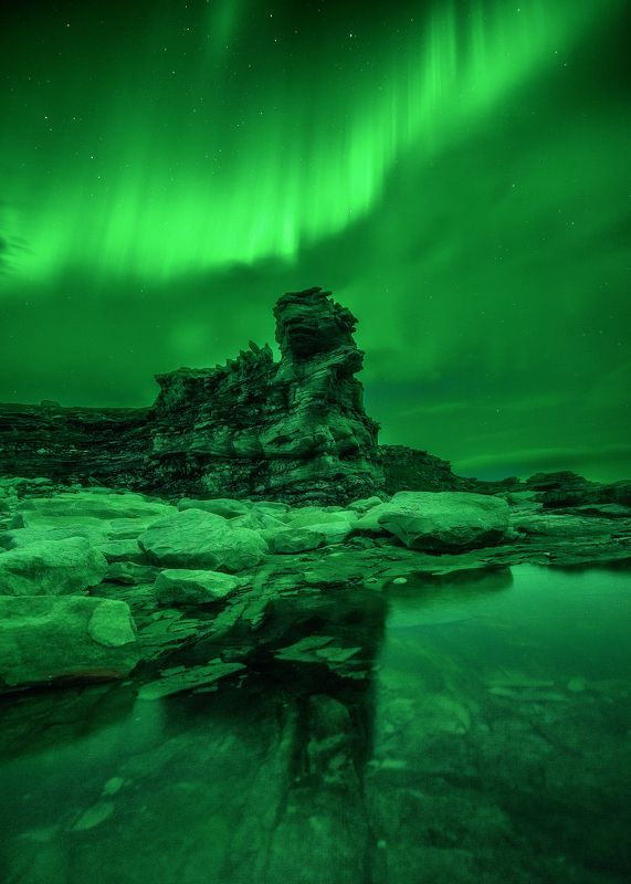 Aurora Borealis Каменный гостьphoto preview