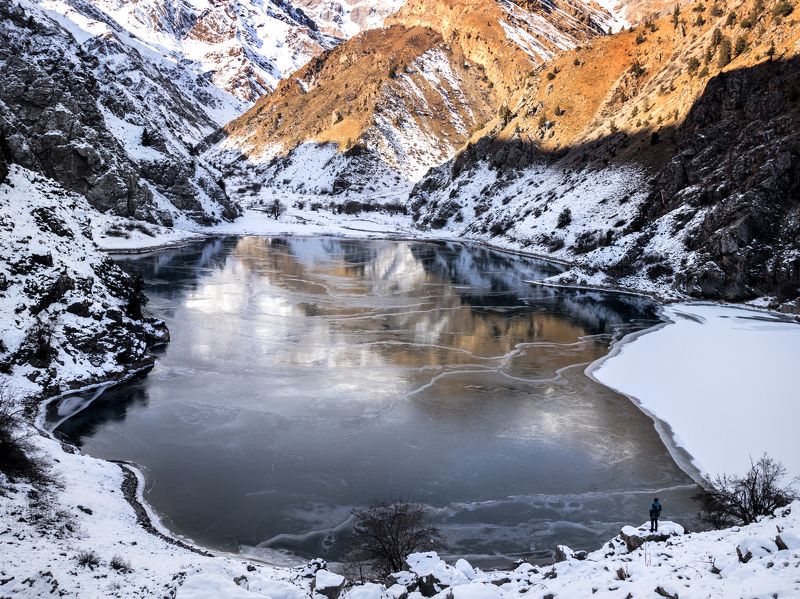 Узбекистан пейзаж, природа,пейзаж  Горное озеро Урунгачphoto preview