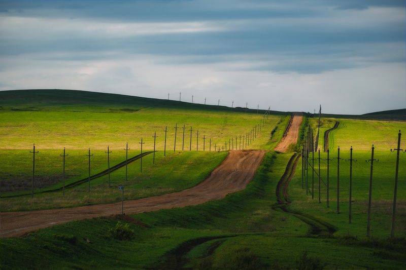 снято, на, границе, башкирии, и, оренбургской, области. велопоход по башкирии и челябинской области Дорога дальняя уходит к горизонту..photo preview
