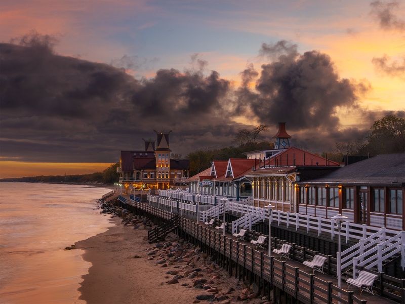 #зеленоградск, #рассвет, #балтика Рассвет на променадеphoto preview