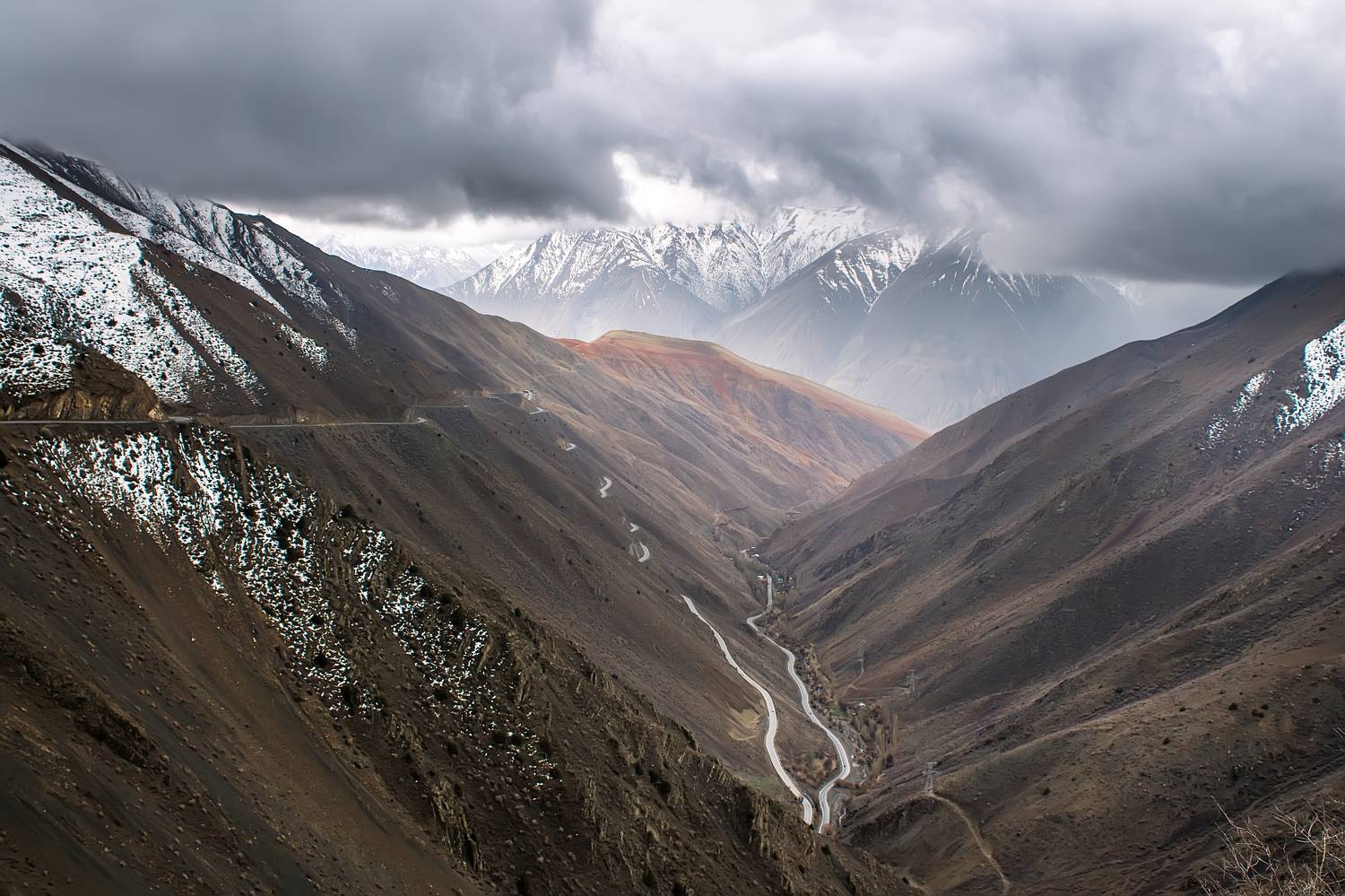 Где то за Айни. Автор: Andrey Prohozhy , Andrey Prohozhy