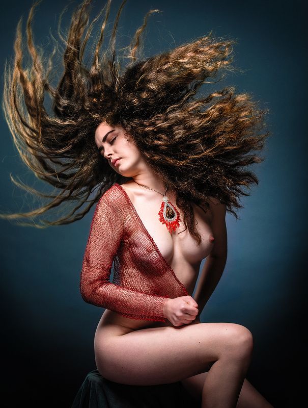 #nude #art #nudeartphotography, #artisticnude, #fineartnude, #nudeportrait, #bodyart, #nudephotography, #nudemodel, #blackandwhitenude, #sensualart, #nudeartistic, #cuba Model with silver jewelryphoto preview