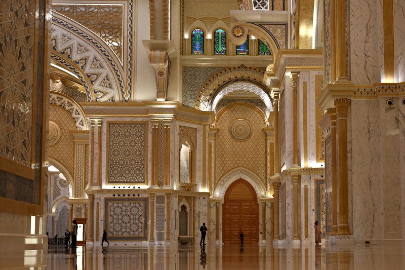 Дворец «Qasr Al Watan» в Абу-Дабиphoto preview