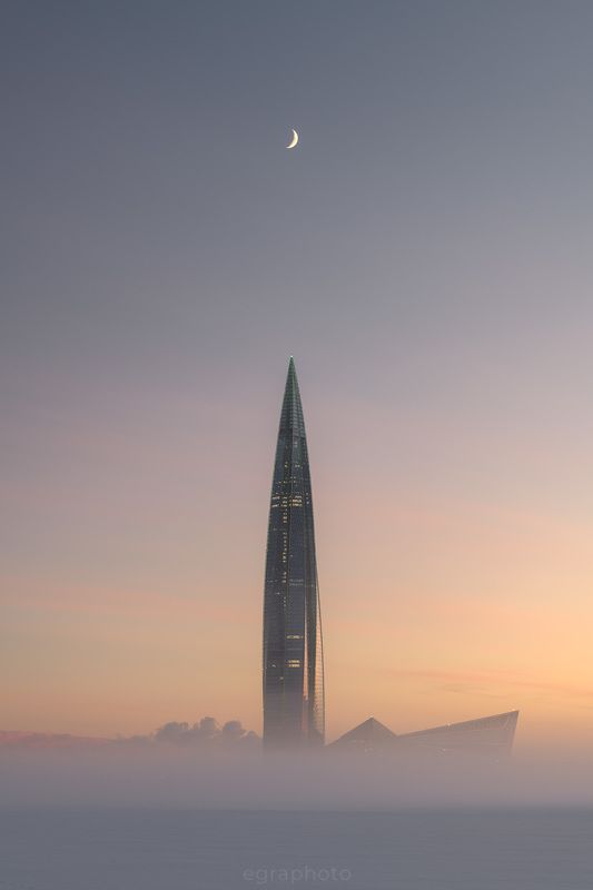 лахтинский разлив, лахта-центр, санкт-петербург, спб, питер, россия Лахта в тумане 4 января 2025 фото превью