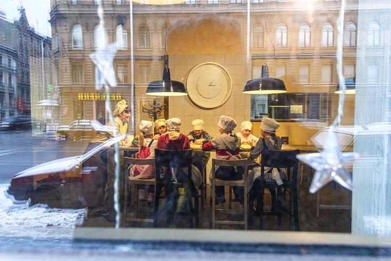 город, новый год, дети Старая новая сказкаphoto preview