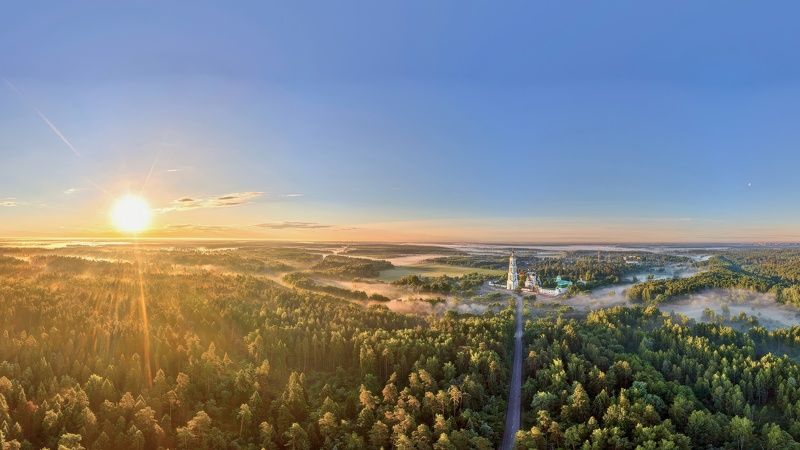 природа пейзаж восход солнце туман Солнце встало над землейphoto preview