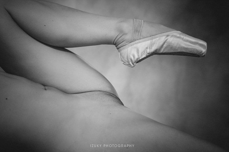 #nude #art #nudeartphotography, #artisticnude, #fineartnude, #nudeportrait, #bodyart, #nudephotography, #nudemodel, #blackandwhitenude, #sensualart, #nudeartistic, #cuba photo preview