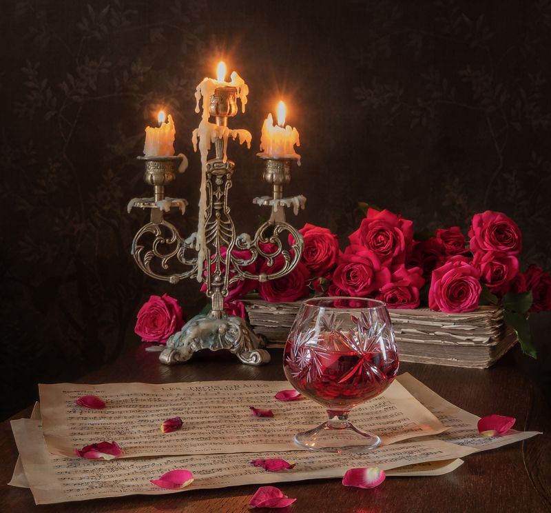 И были праздники, напитки , музыка, веселье...photo preview