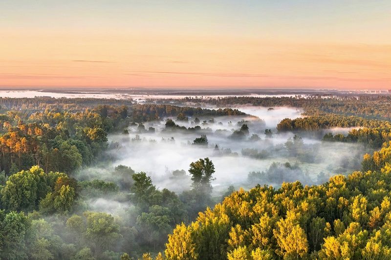 аэрофотосъемка дрон солнце храм дорога туман восход Над туманной землейphoto preview