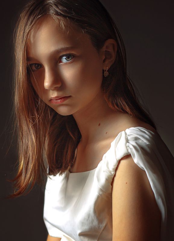 портрет девочки Alinaphoto preview