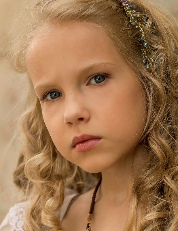 постановочная фотография, необычное, красота, модель, портрет, настроение, художественная работа, эстетика, / On the streets of gold,where the sunrises glow__________________/photo preview