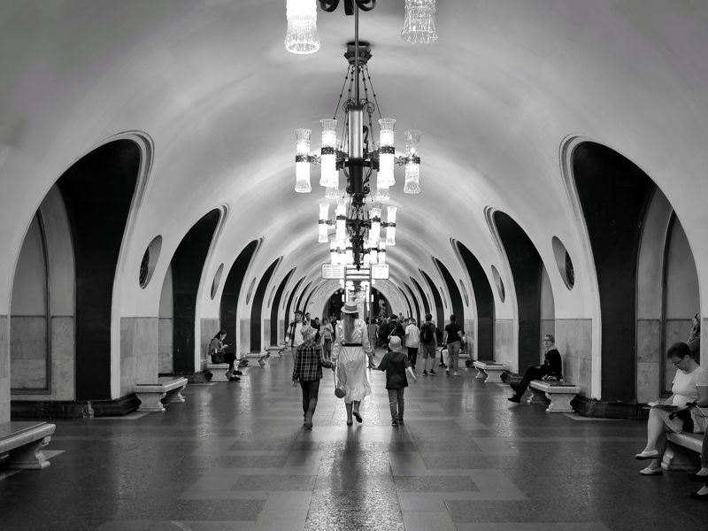 метро, город, геометрия, путь, архитектура Столько выходовphoto preview