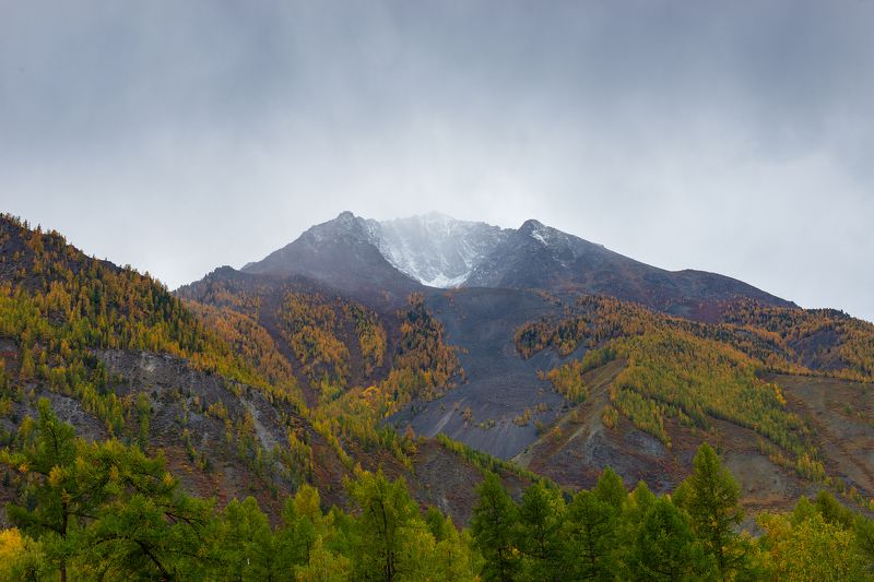 Снежный вулканphoto preview