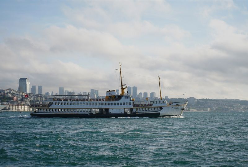Morning ferryphoto preview