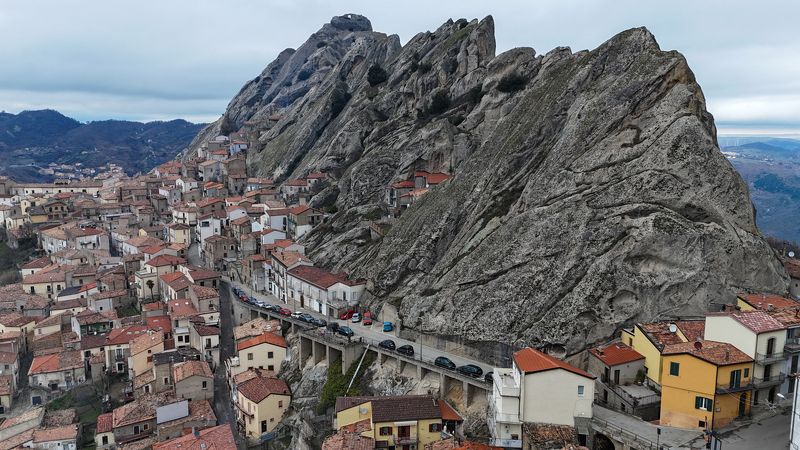 Пьедрапертоса, Италияphoto preview