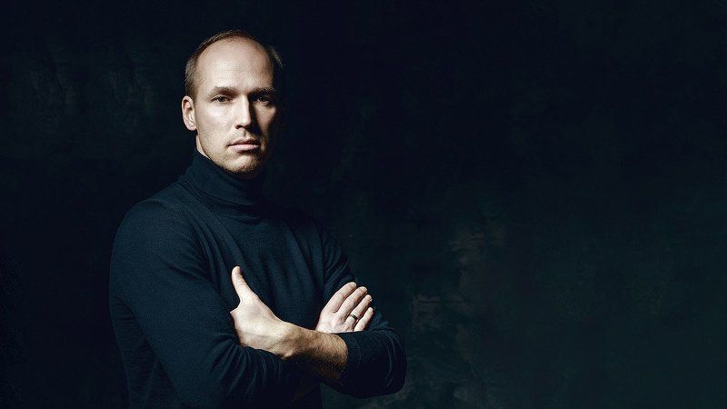 мужской портрет Дмитрийphoto preview