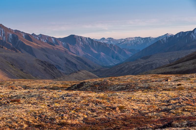 Якутия, Сунтар-Хаята, горы Среднегорьеphoto preview