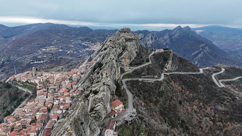 Пьедрапертоса, Италияphoto preview