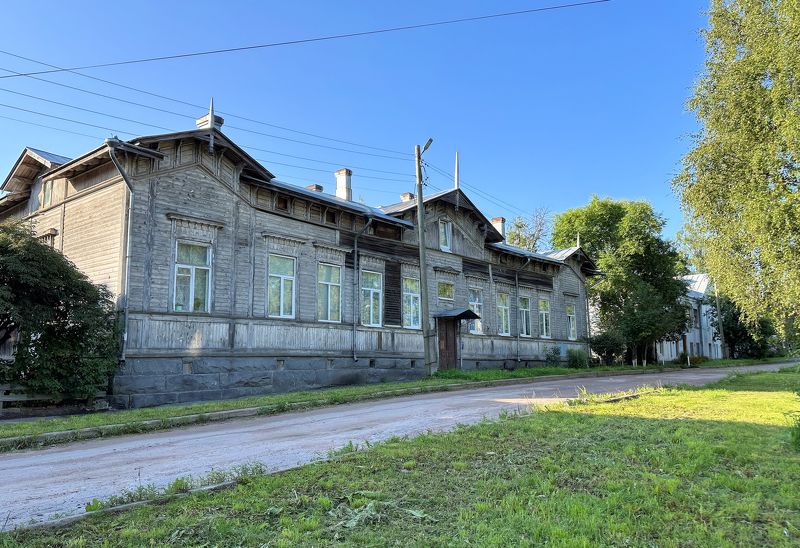 Карельский дворphoto preview